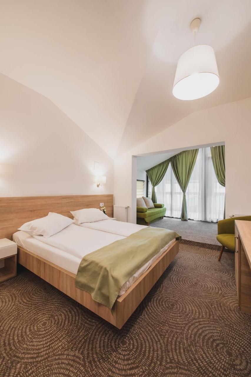 Hotel Dada Termal Călimăneşti Exterior foto