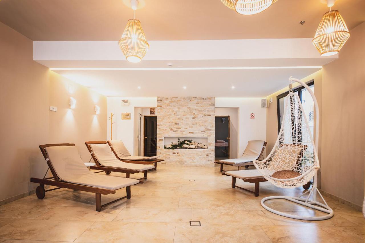 Hotel Dada Termal Călimăneşti Exterior foto